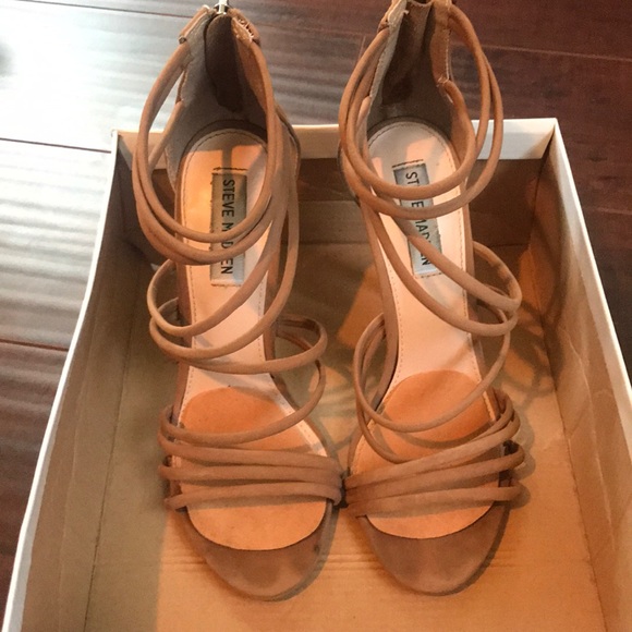 Steve Madden nude strappy heels - Picture 2 of 3
